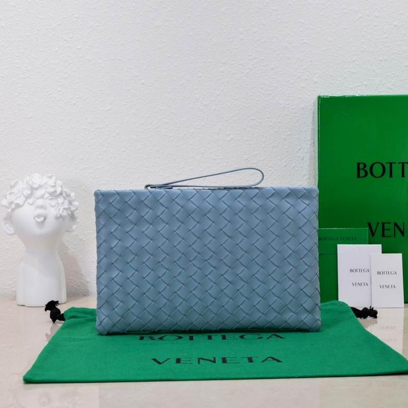 Bottega Veneta Wallet 13